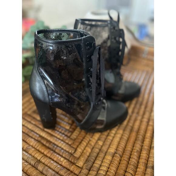 B1G2 FREE 🍁 Shoe Dazzle Black Clear Lace Ankle Boots Size 9 Chunky Platform - Picture 6 of 10